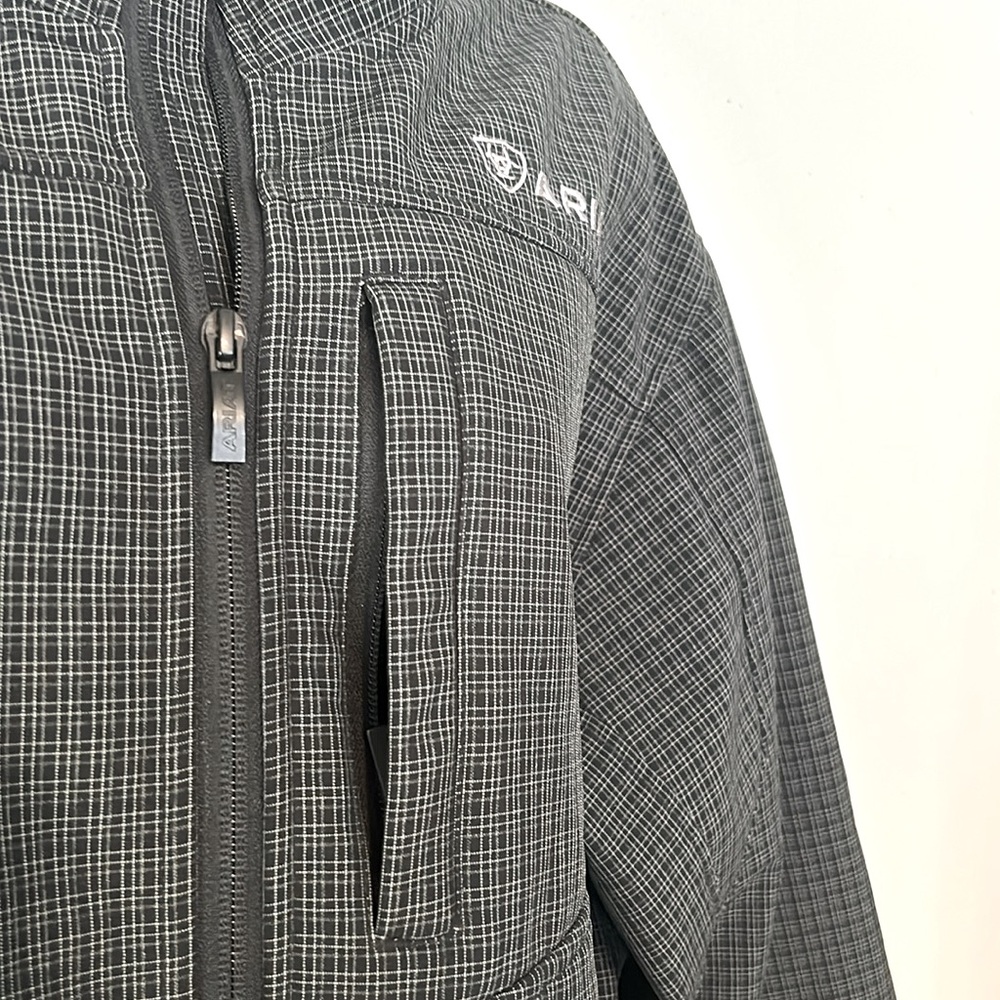 Ariat Soft Shell Water Resistant Jacket Size Larg… - image 4